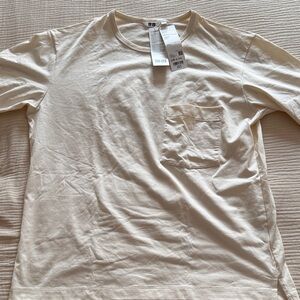 NWT Uniqlo Airism Men's White Pocket Crew Neck Shirt